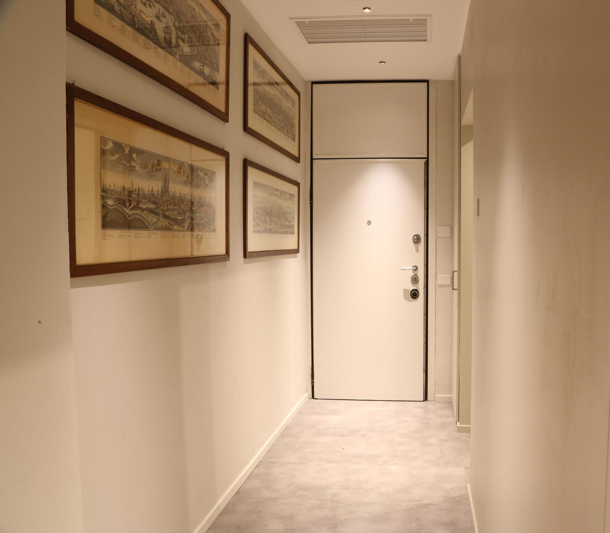 Romantico Attico Con Terrazzo In Centro Milano